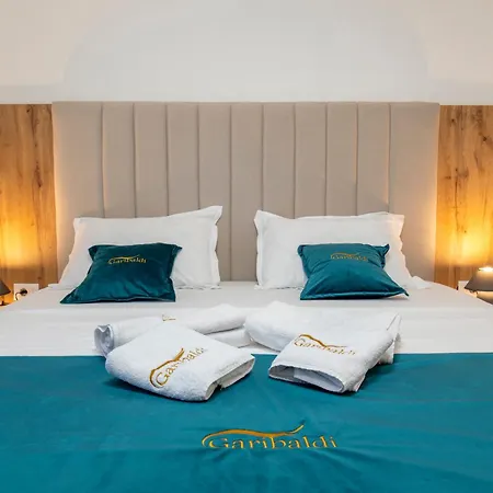 Gasthuis Casa Garibaldi - With Private Bathrooms